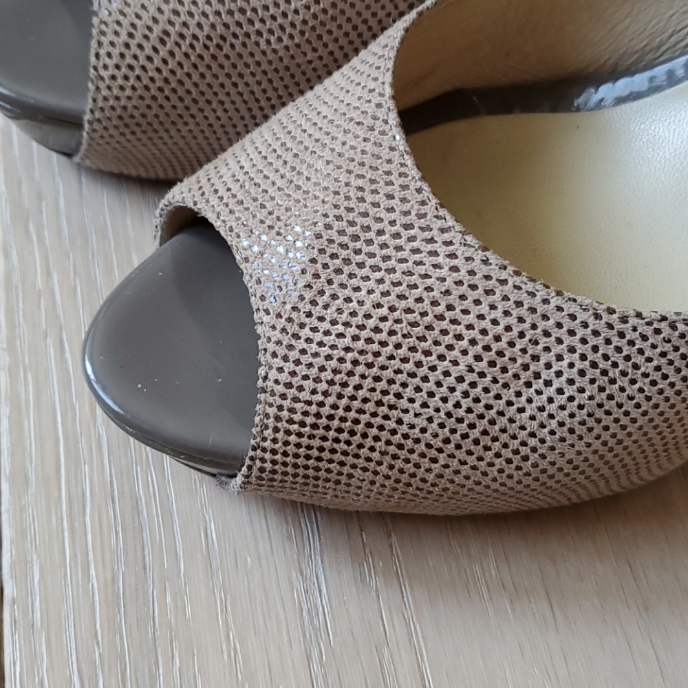 High heel shoes - Picture 3 of 11